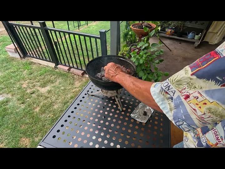 MAKE CHANGES 5ft Folding Table for Picnic Camping