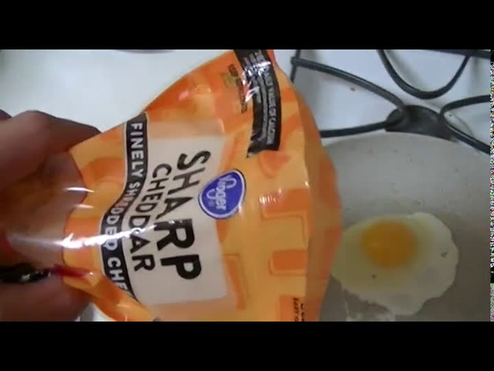 Bacon And Eggs Made Easy With The Rock Frying Pan By Starfrit