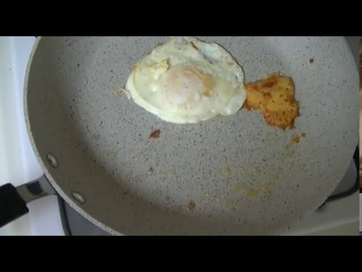 Bacon And Eggs Made Easy With The Rock Frying Pan By Starfrit