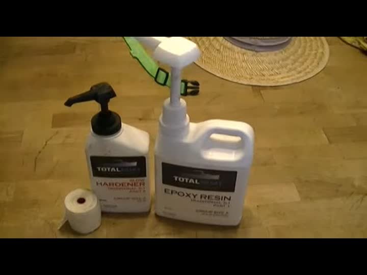 Total Boat 2 Part Epoxy Kit For Taping and Sealing Your Boat Hull